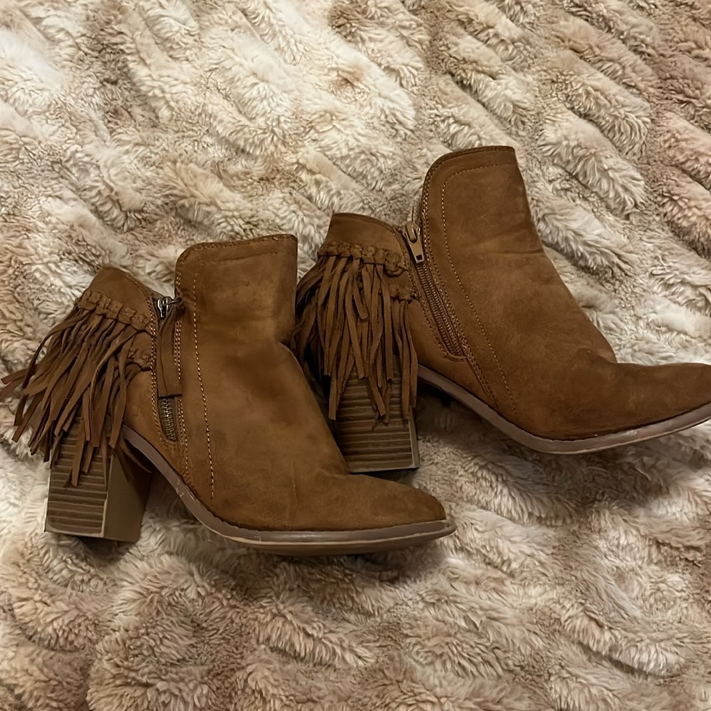 Fringe Booties - Picture 3 of 4
